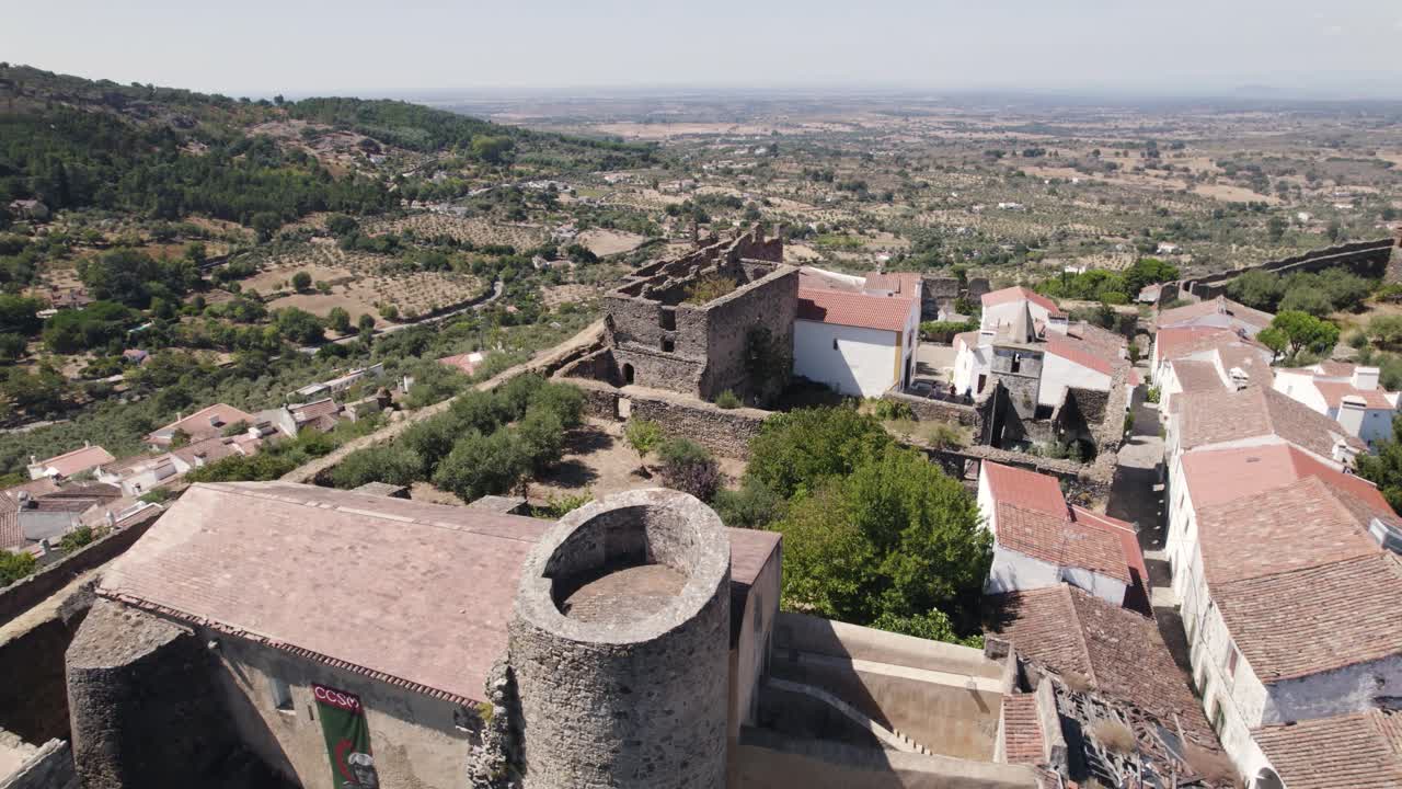 Rovine della fortezza di Castelo de Vide in Portogallo