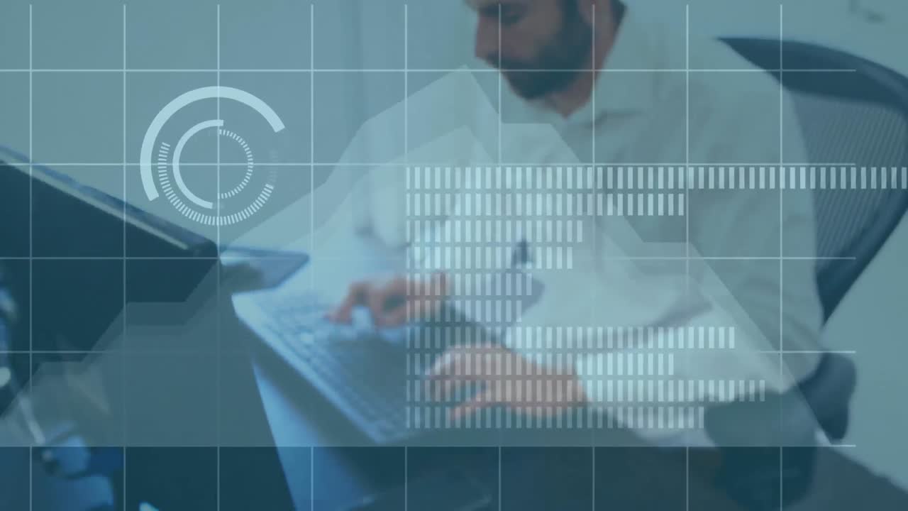 animación del procesamiento de datos financieros sobre el empresario que trabaja en la oficina