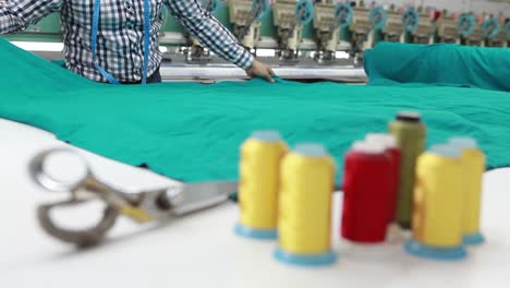 tejido de corte a medida para coser 3