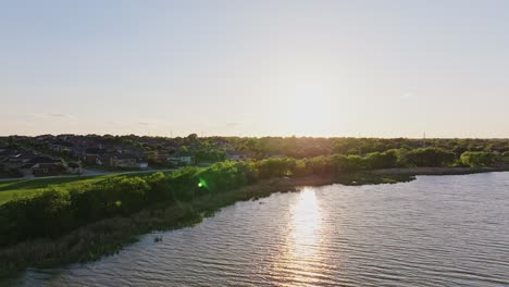 Golden-hour-view-of-lakefront-neighborhood-at-Lake-Ray-Hubbard-in-Rowlett,-Tx