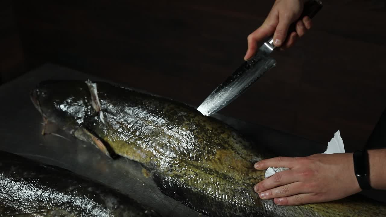 새우를 준비하는 것