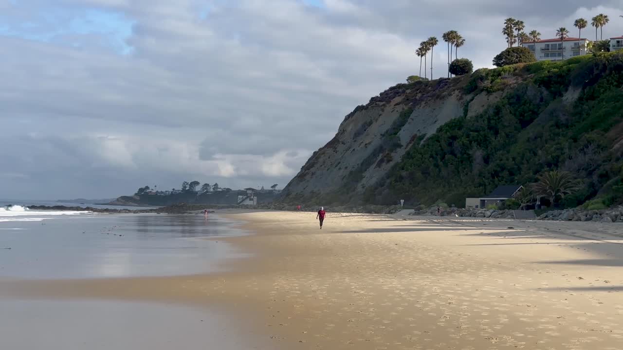 un hermoso amanecer en dana point, california