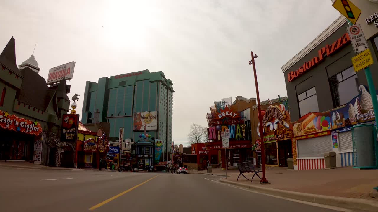Desolate drive down Clifton Hill