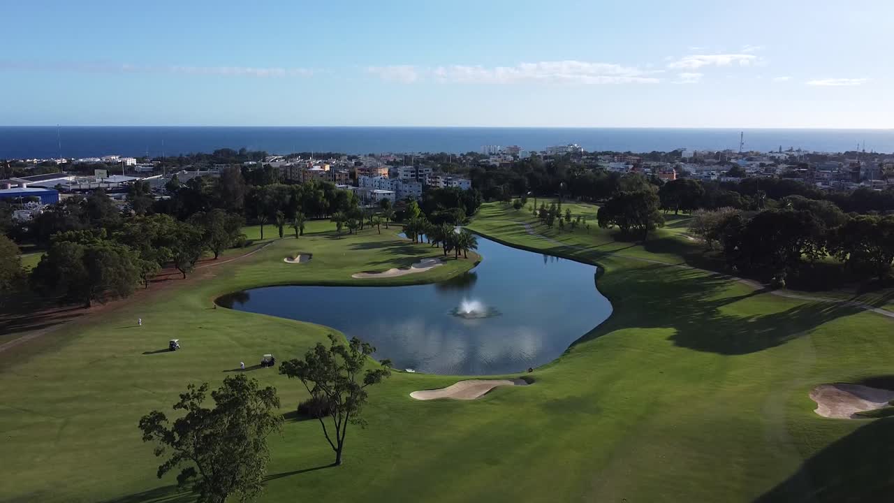 어드 골프 코스