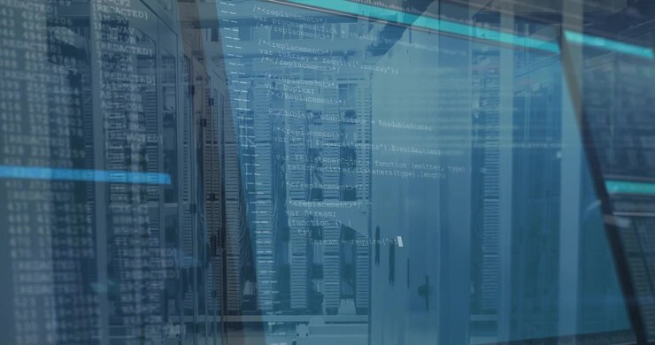 Glødende kodestrømme dukker op, ruller og pulserer over statiske racks til hardware-software fusion.
