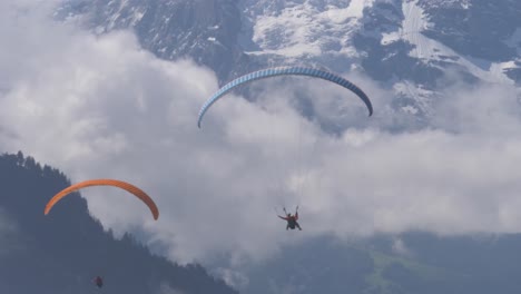 paragliding in interlaken switzerland 4k