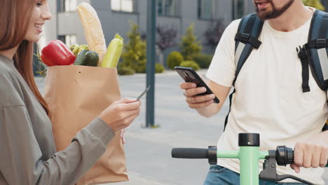 grocery delivery transaction