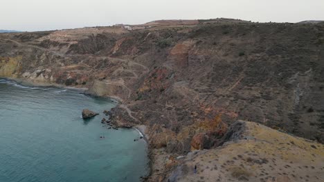 Spectacular-Mountain-Vantage-Point-on-a-Cloudy-Day,-Gazing-Upon-the-Tranquil-Mediterranean