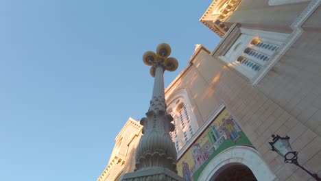 Low-Ange-View-Of-The-Metropolitan-Cathedral-Of-Athens-In-The-Mitropoleos-Square,-Greece