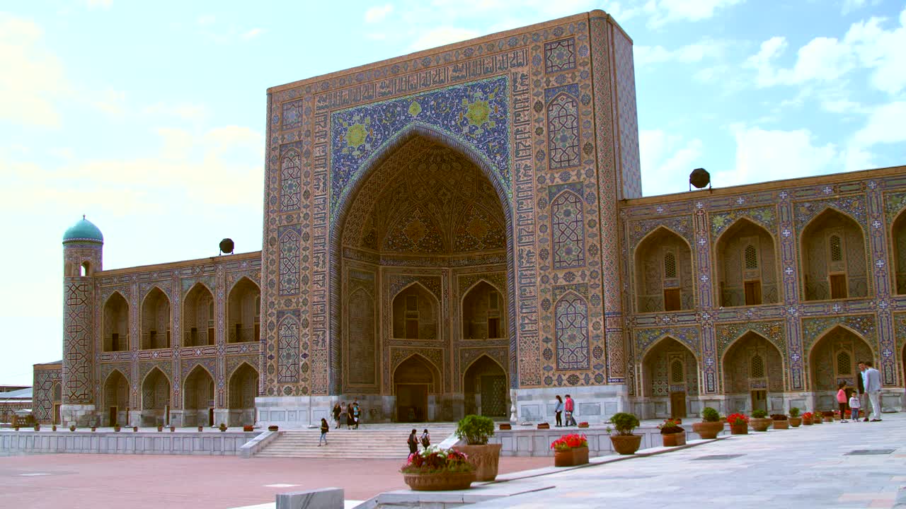 Tilya Kori Madrasa in Samarkand