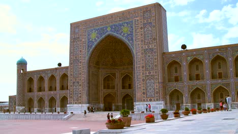 tilya kori madrasa in samarkand