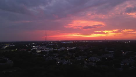 Imágenes-De-Drones-De-Puesta-De-Sol-De-Verano-Central-De-Texas