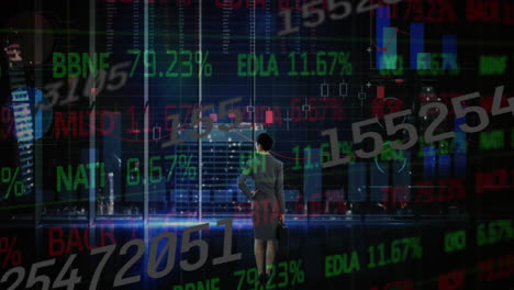 animación del procesamiento de datos financieros sobre una mujer de negocios caucásica