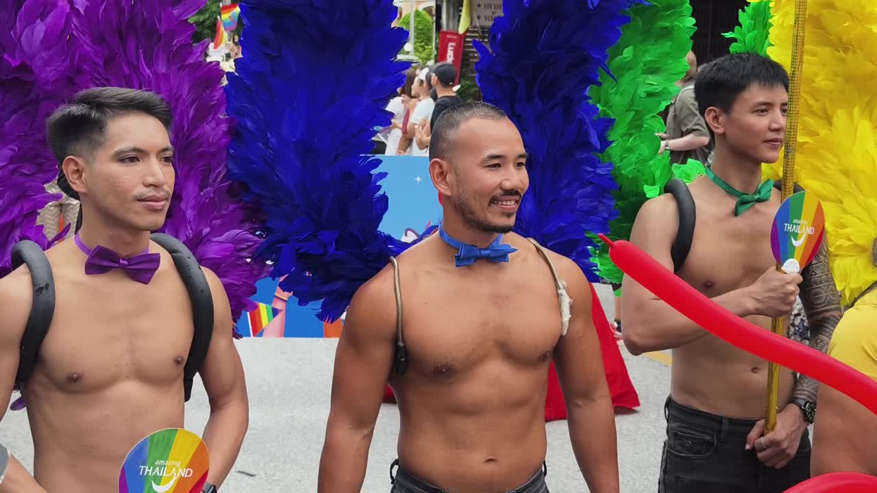 desfile del orgullo en tailandia