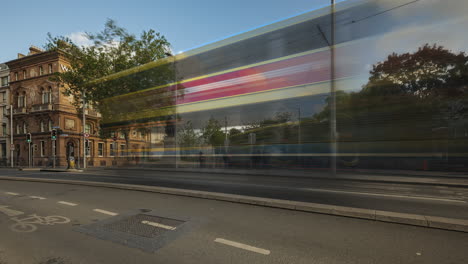 Time-lapse-of-daytime-road-traffic-and-people-walking-by-in-Dublin-City-in-Ireland