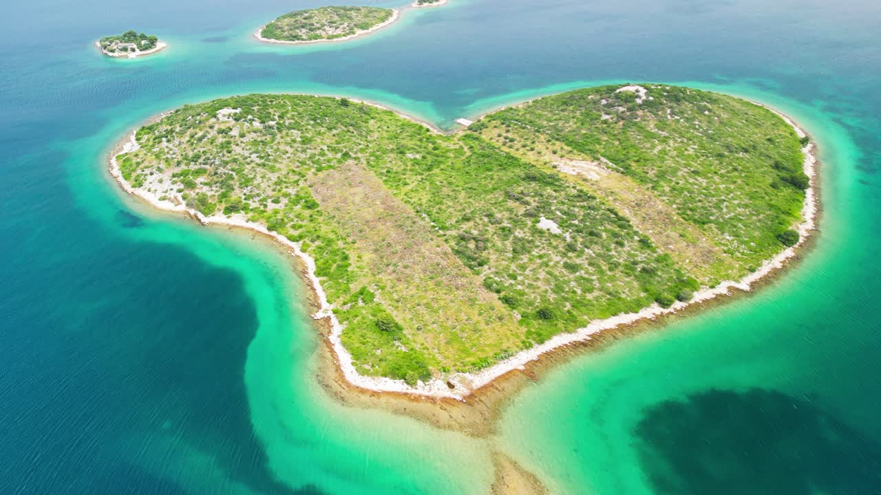 Aerial view over Croatia's Heart Island, also known as &amp;quot;Galesnjak&amp;quot; or &amp;quot;Island of Love,&amp;quot; an small, heart-shaped island situated in the Adriatic Sea