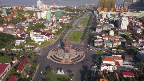 monumento a la independencia de drones 4k en phnom penh, camboya