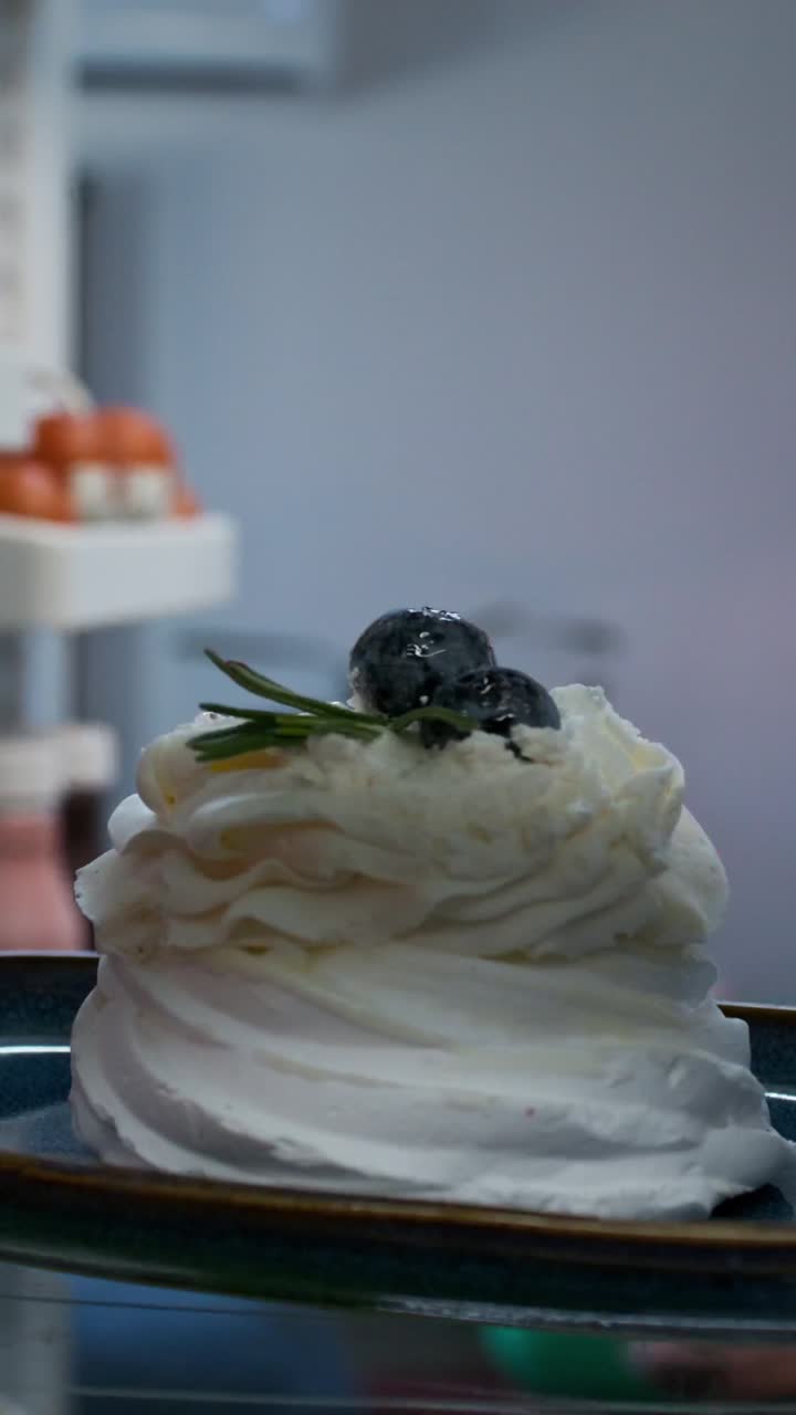 Pavlova Dessert Preparation