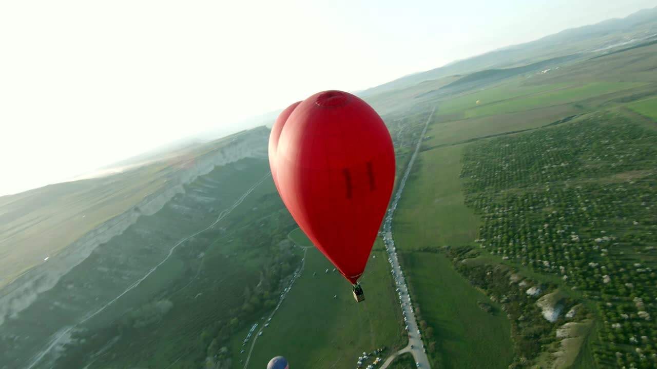 vuelos en globo de aire caliente sobre paisajes panorámicos