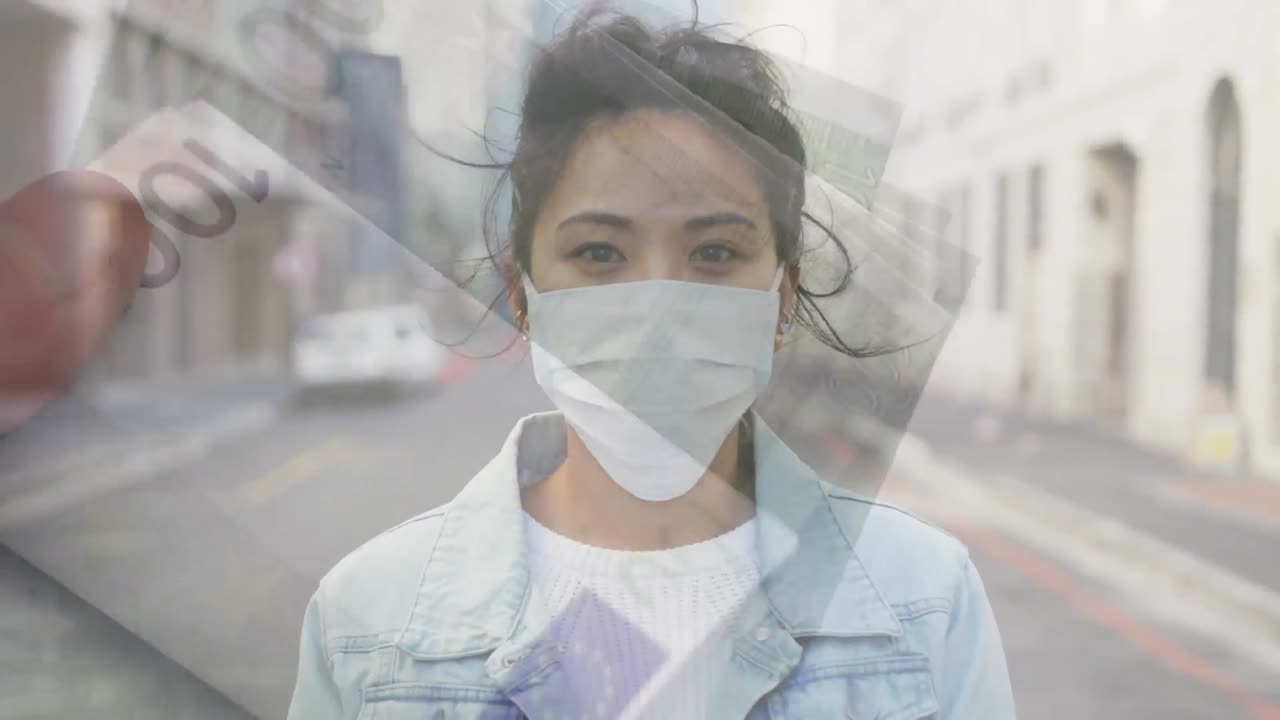 video compuesto digital de una persona contando billetes de euro contra una mujer con máscara facial en el fondo