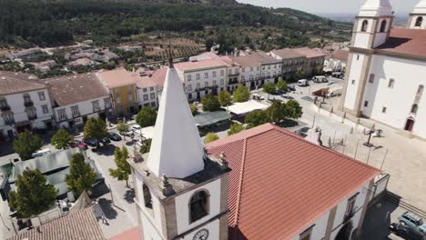 Glockenturm-Des-Rathauses-Castelo-De-Vide,-Portugal