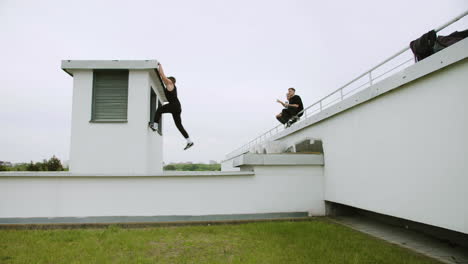 people doing parkour