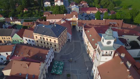 Historic-city-gate-Market-square,-fountain