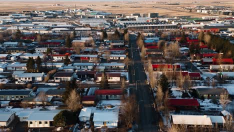 Maravillosa-Ciudad-De-Selfoss-Con-Casas-Coloridas-En-Temporada-De-Invierno