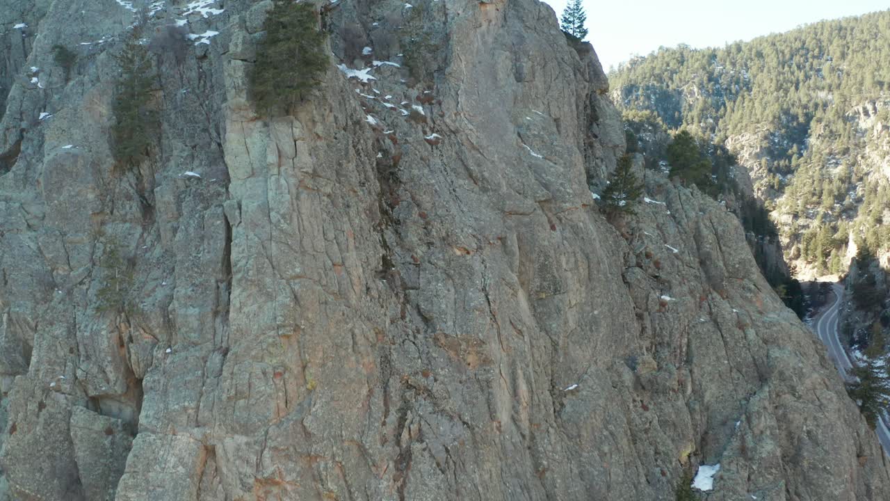 vistas aéreas de las montañas entre boulder y nederland en colorado