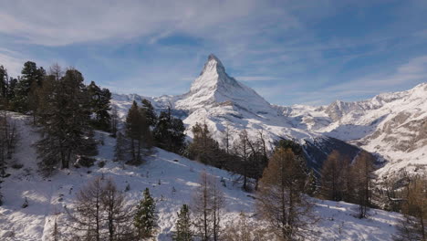 Aerial-shot-in-Switzerland-in-the-town-of-Zermatt-with-the-Matterhorn-mountain