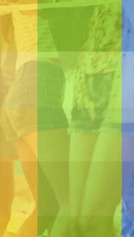 animación del arco iris sobre un grupo de personas felices