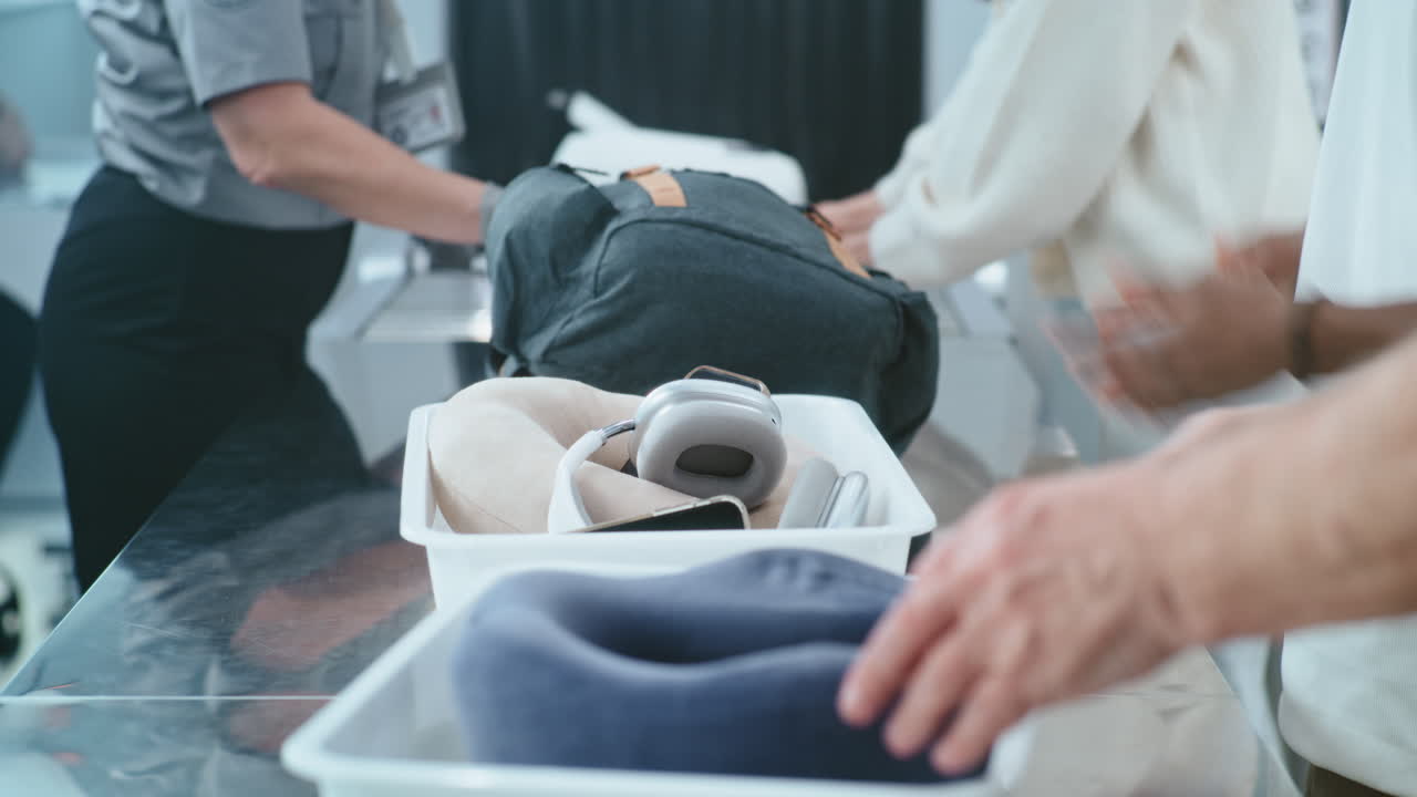 공항 보안 검사