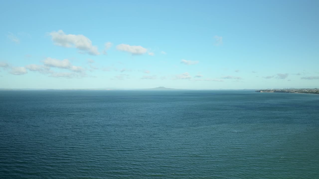 Isola di Rangitoto sull'Oceano