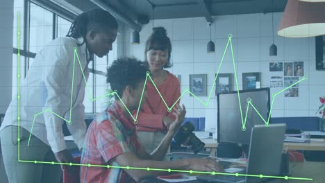 Animación-Del-Procesamiento-De-Datos-Sobre-Diversos-Empresarios-Que-Trabajan-En-La-Oficina