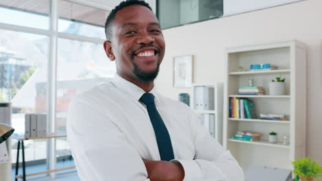 Corporativo,-Feliz-Y-Retrato-De-Un-Hombre-Negro