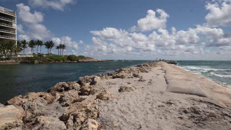 Time-Lapse-of-South-Inlet-Park-in-Boca-Raton-Florida