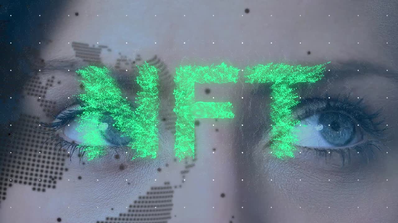 animación del globo y nft sobre la cara de la mujer caucásica