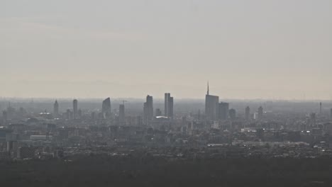 Mailand-Am-Horizont.-Wolkenkratzer.-Gebäude.-Zivilisation