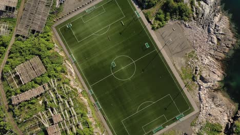 Norway-Lofoten-Football-field-stadium-in-Henningsvaer-from-above.