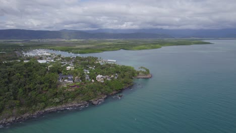 four mile beach cliff walk and rex smeal park in port douglas, tropical far north of queensland in australia