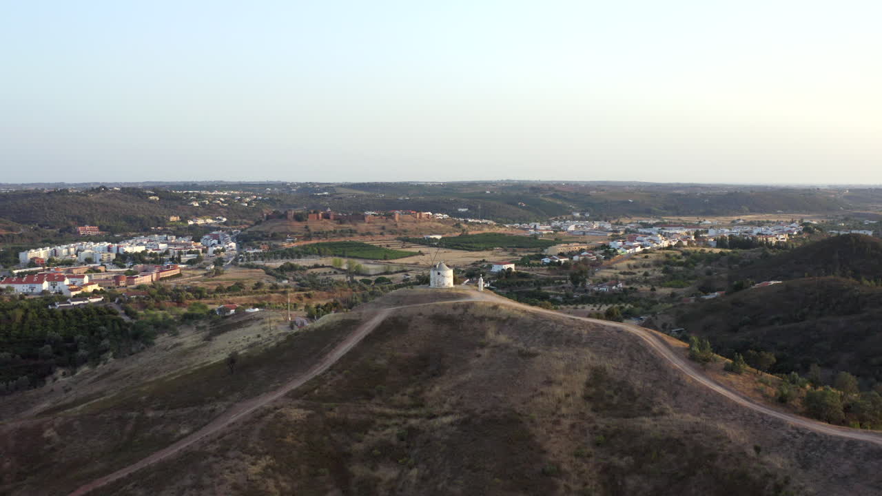 Riprese aeree del Moinho de Vento di Silves.