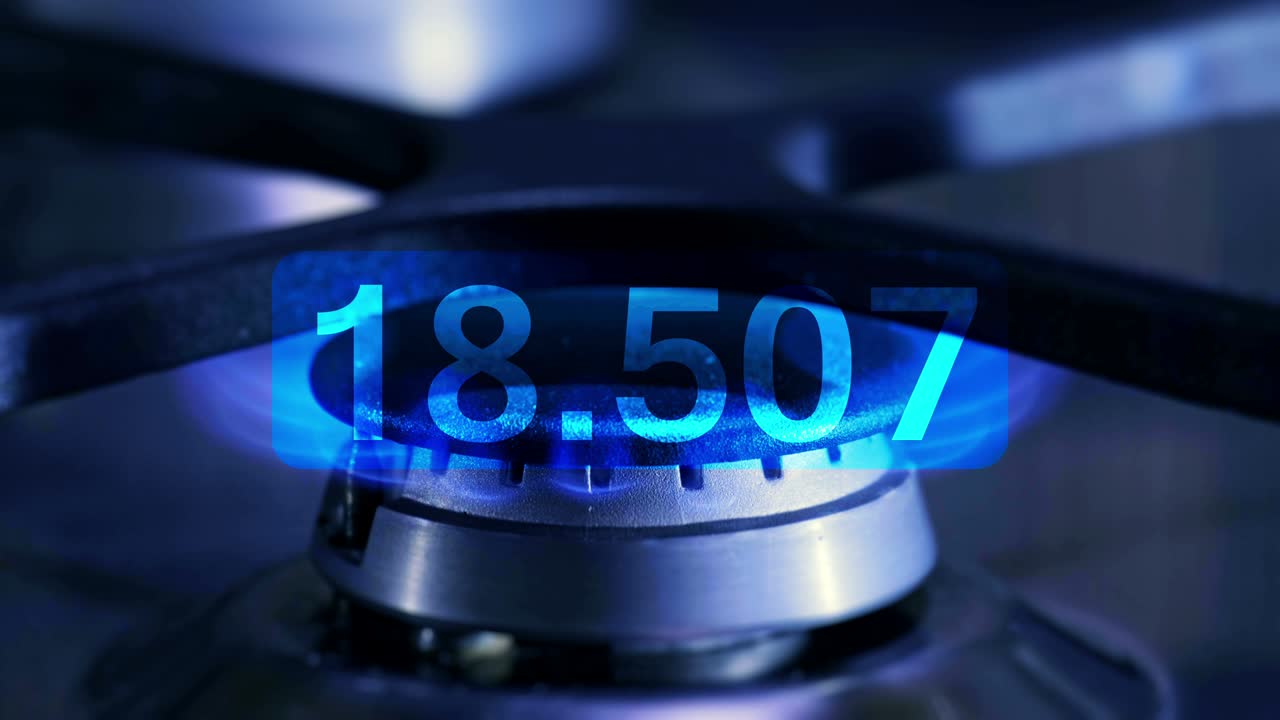 주방 스토브에 가스 미터, 측정 및 가스 버너: 스토브에서 화재 클로즈업 비디오, 자연 가스의 경제 위기, 생활, 비용, 가정의 비용