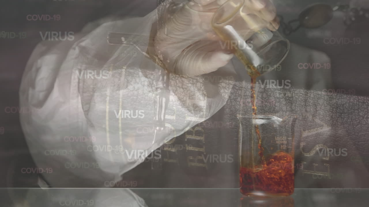 animación de textos de cruces y virus sobre las manos del trabajador de laboratorio con líquido