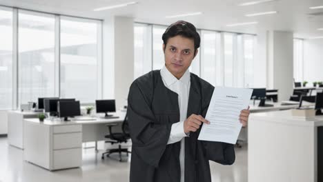 indian lawyer presenting the case
