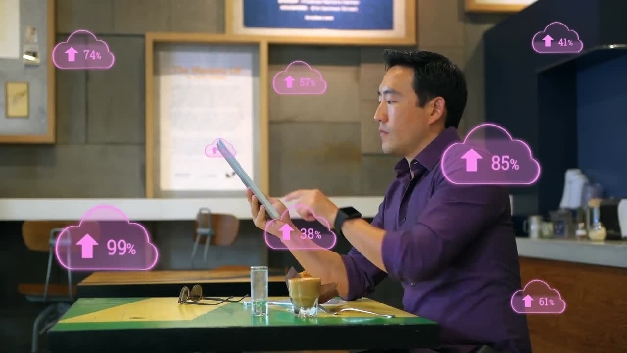 디지털 태블릿을 사용하는 사람에 대해 증가하는 비율로 구름 아이콘