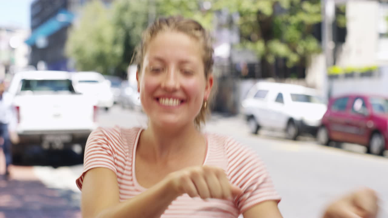 este es mi baile feliz.