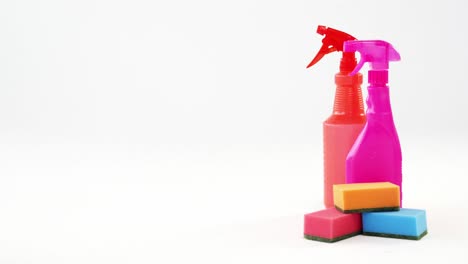 cleaning sponge and spray bottle