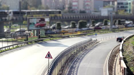 Timelapse-City-Traffic-With-Building-1