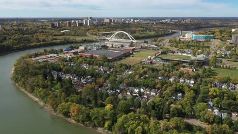 Daytime-aerial-drone-westward-view-of-Edmonton,-Rossdale,-North-Saskatchewan-River-during-autumn-fall