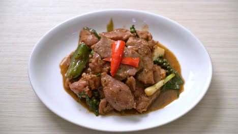 stir-fried black pepper with duck - asian food style